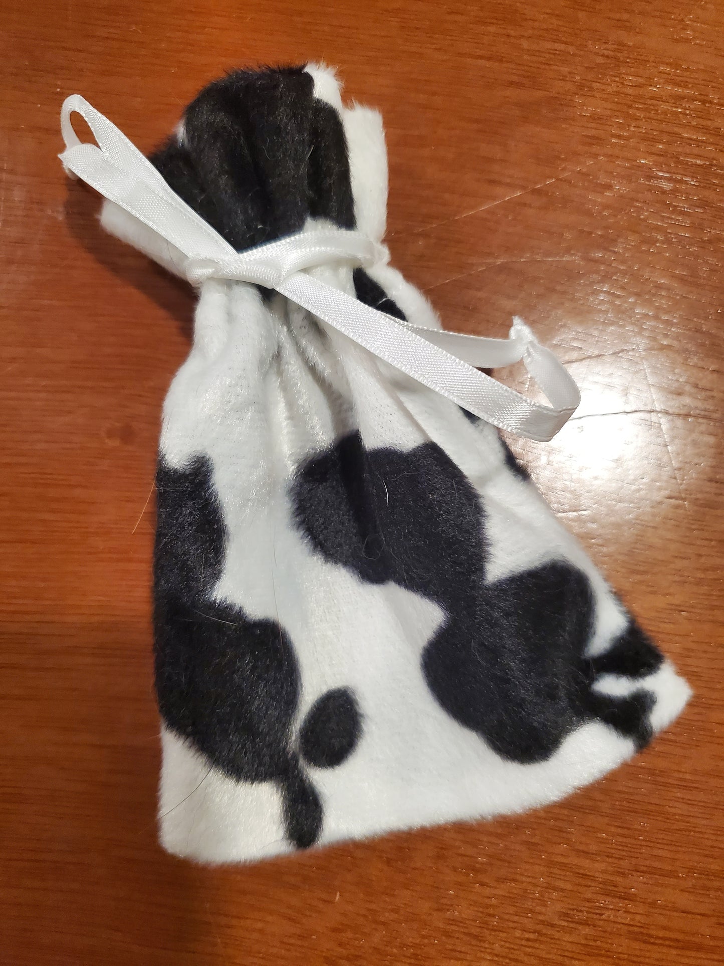 Moo Mail-Cow T-shirt, Tote, Earrings, and Treat Bundle