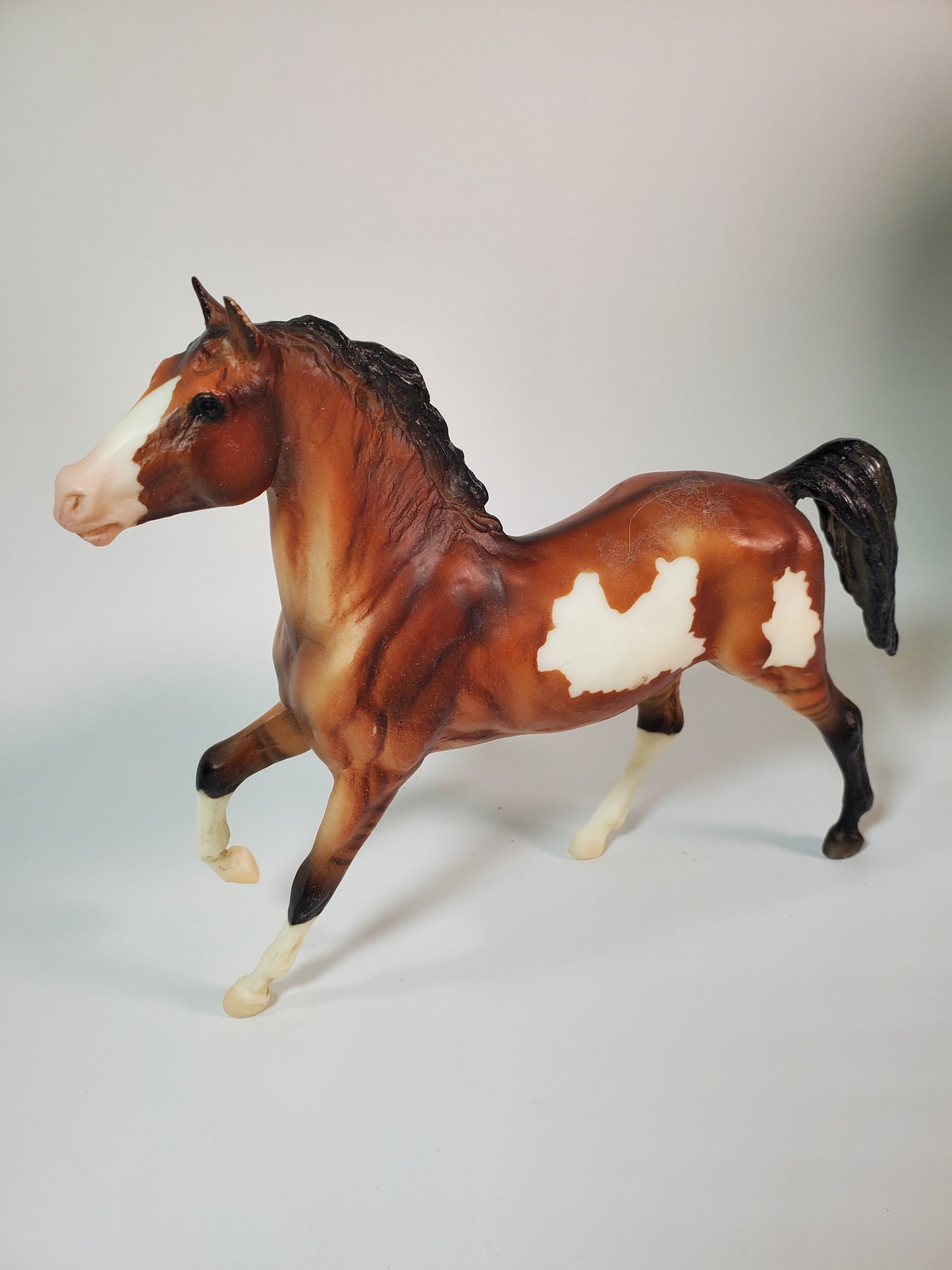 Breyer RETIRED Aguila, Dun Pinto Stallion Model 750136